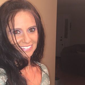 Meet your Posher, Kristin